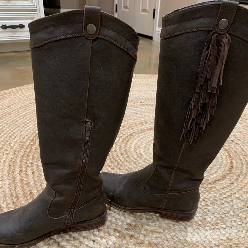 XOXO Boots